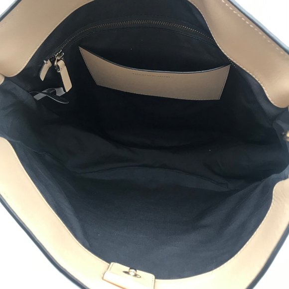 Marc Jacobs Ligero Faded Blue & Beige Colorblock Leather Hobo Bag - Picture 10 of 11